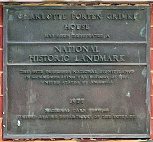 Plaque